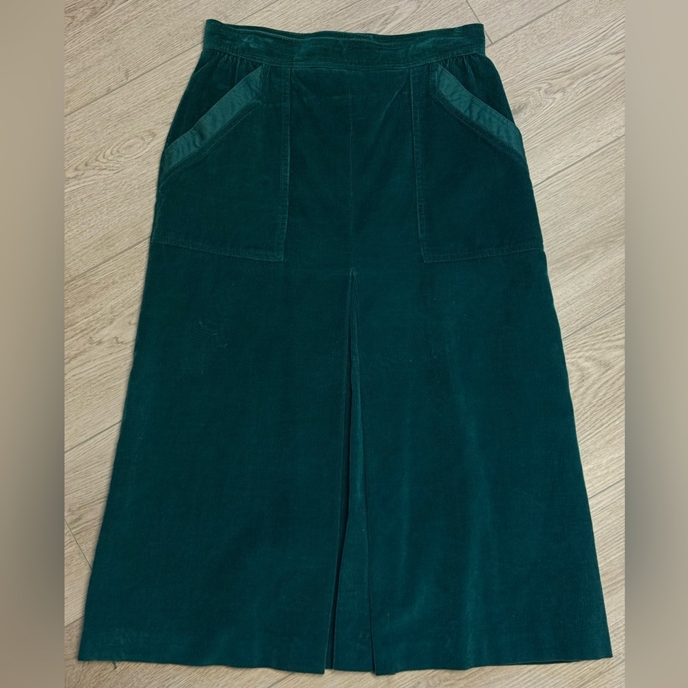 Vintage 60’ Mister Leonard Green Corduroy Skirt Sz. M/28